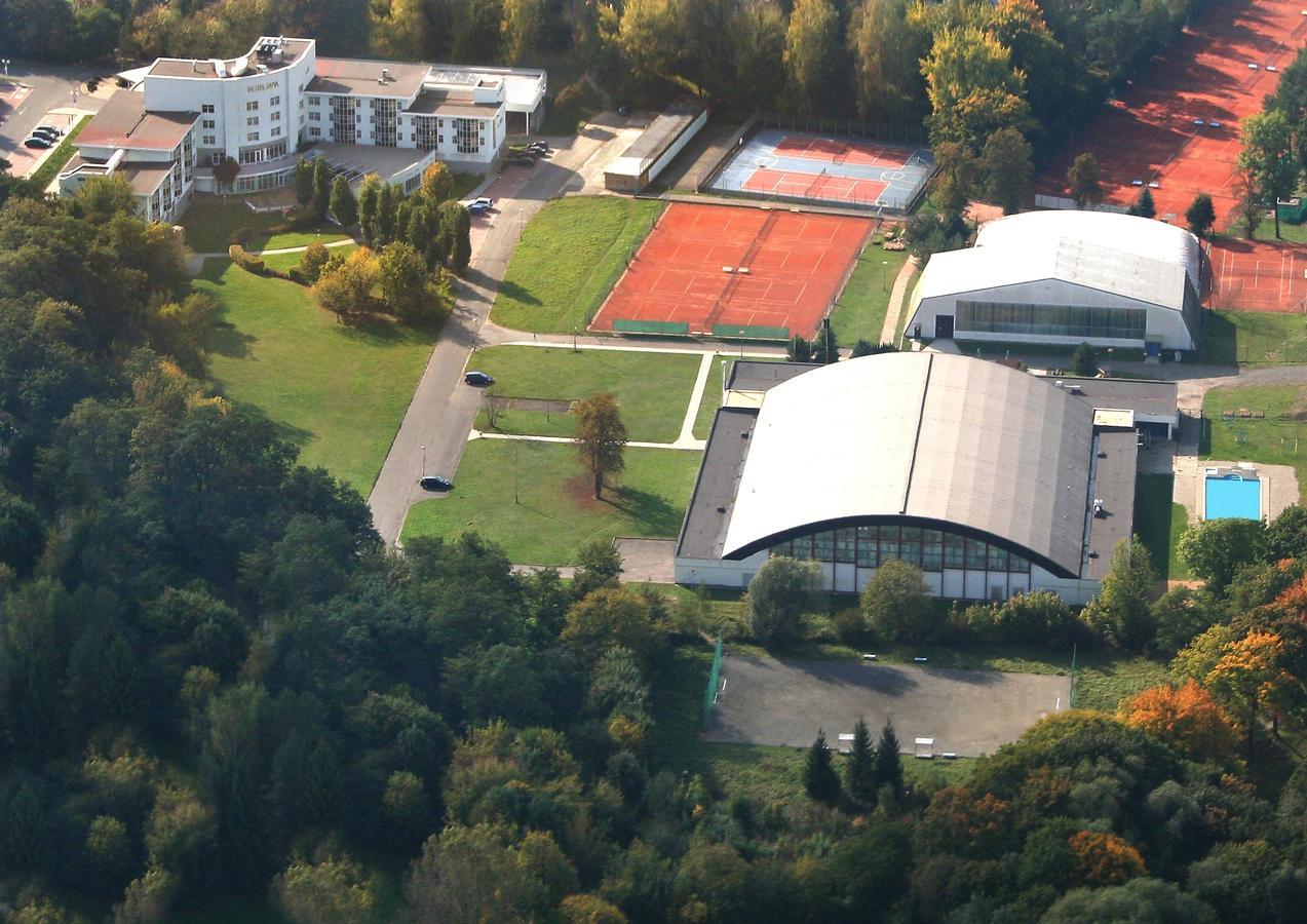 Hotel Jana Přerov Exteriör bild